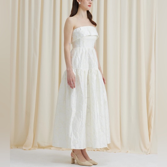 Masion Amory Swan Lake Maxi Dress-Cream Custard-XS-NWT - Picture 3 of 11